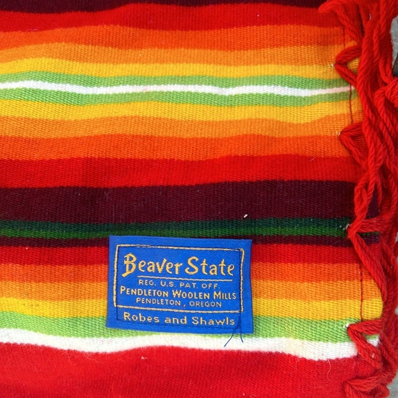 Rare Vintage Pendleton Beaver State Robes & Shawls - Picture 2 of 6